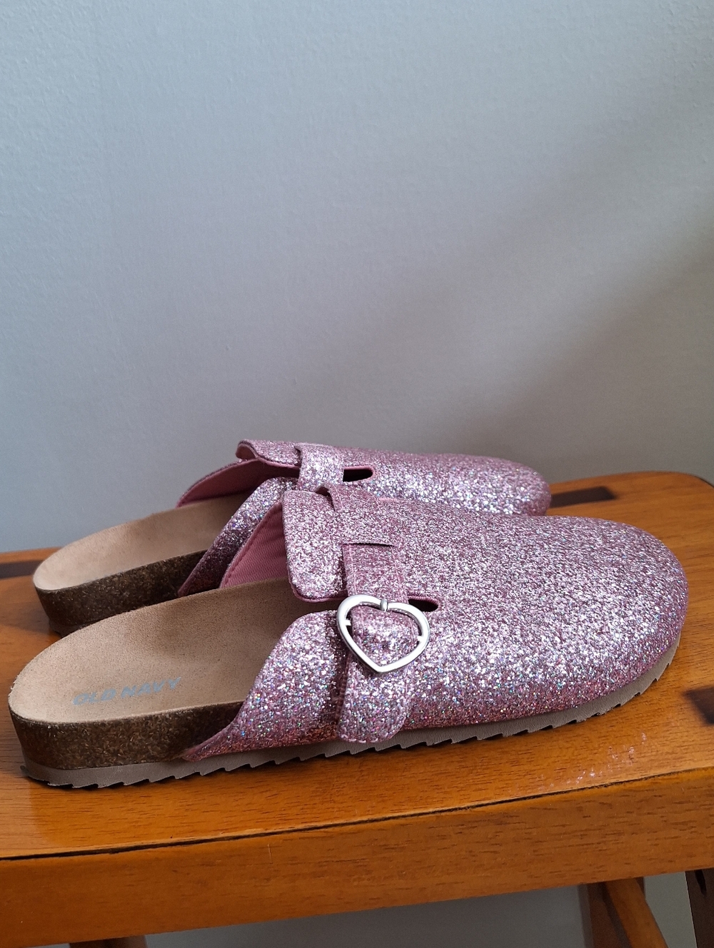OLD NAVY Glitter Faux-Leather Buckled Clog Shoes for Girls Size 4Y - Picture 4 of 10